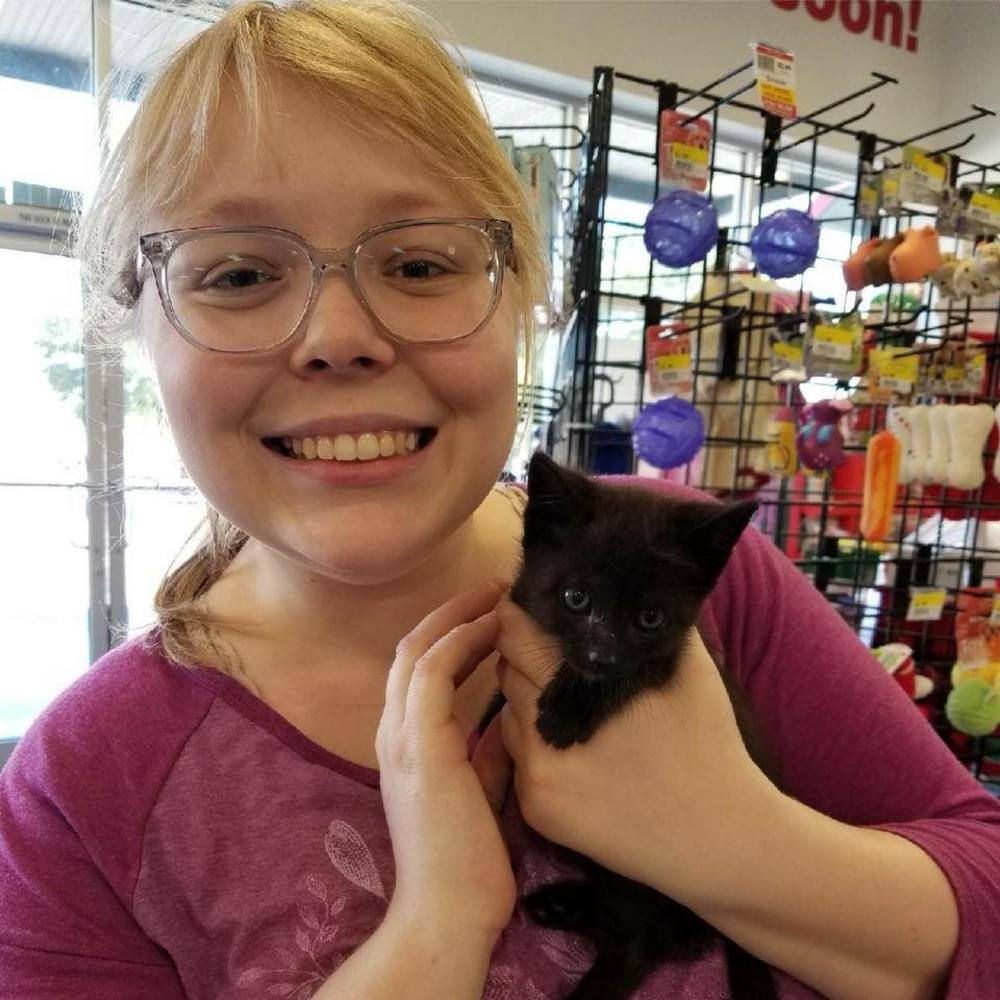 Meet your Posher, Cami